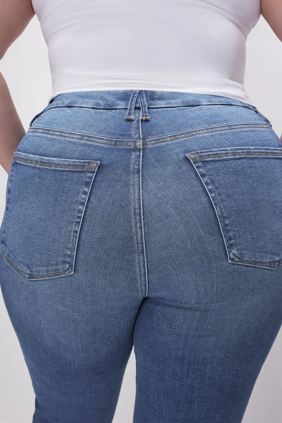 Good American Straight | Mid-Rise<ALWAYS FITS GOOD LEGS STRAIGHT JEANS Indigo316