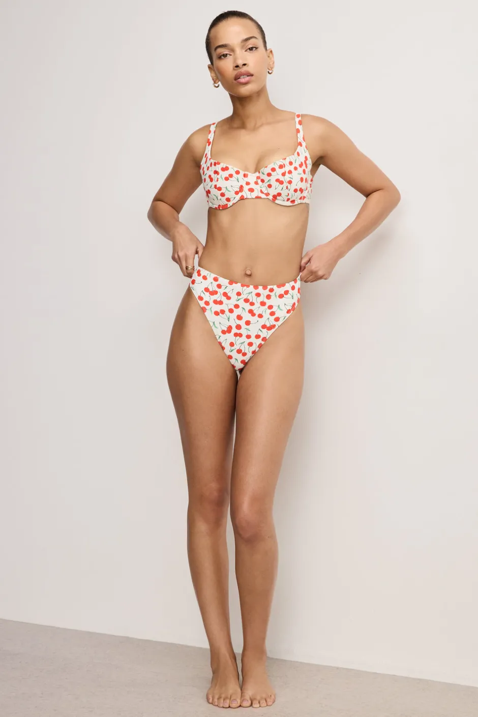Good American Swim<BALCONETTE BIKINI TOP Snow cherries 04