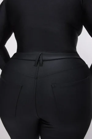 Good American Pants<COMPRESSION SHINE STRAIGHT PANTS Black001