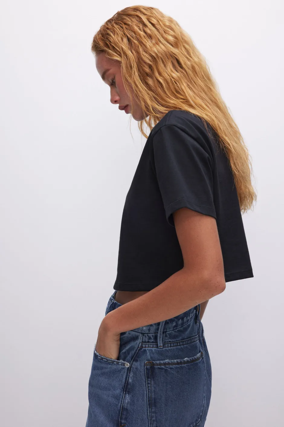 Good American Tops | Tees & Tanks<COTTON CROPPED TEE Black001