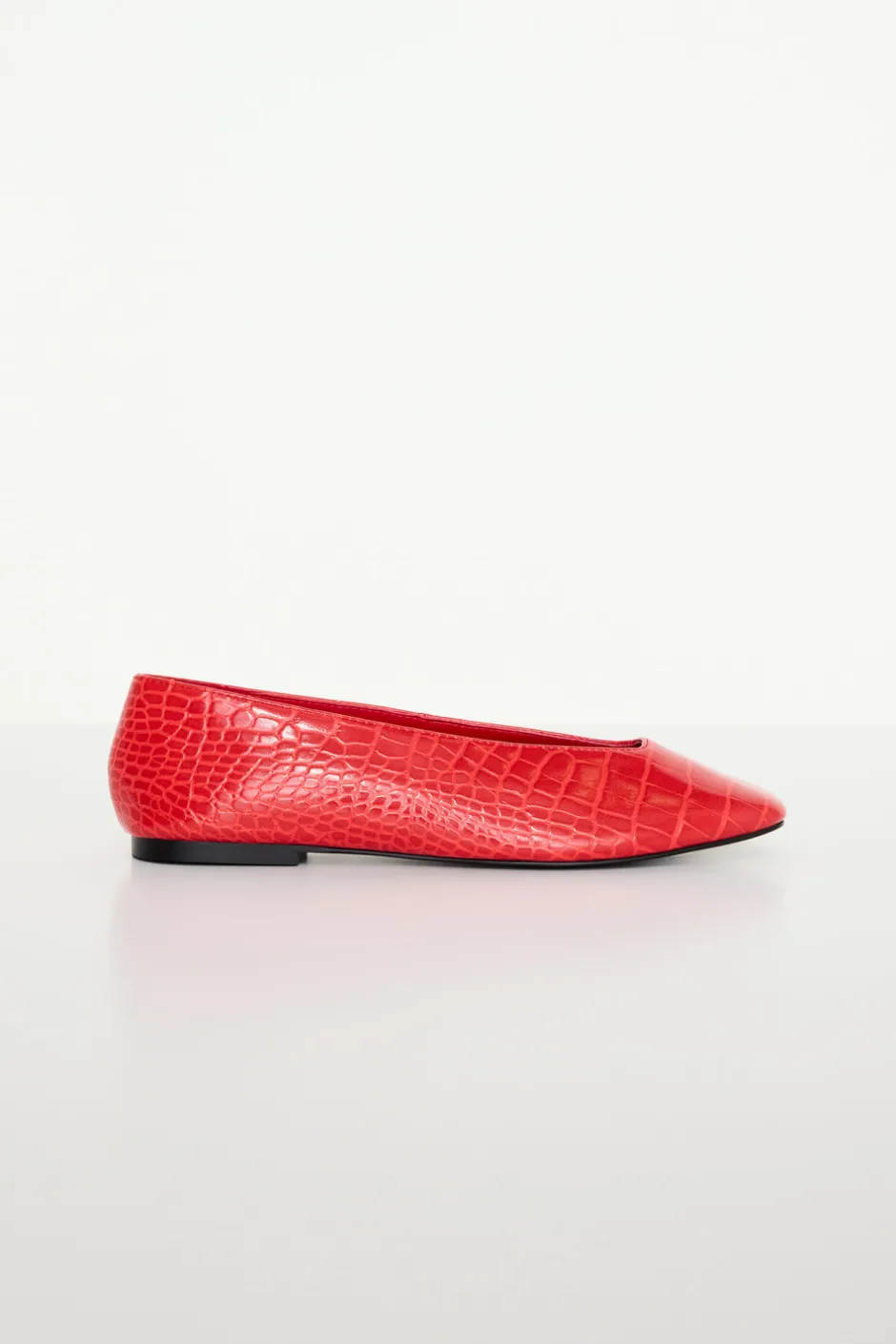 Good American Shoes<CROCODILE BALLET FLATS Grenadine003