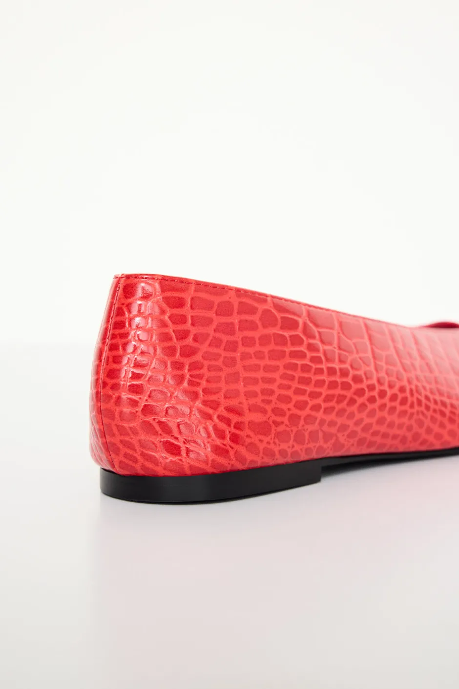 Good American Shoes<CROCODILE BALLET FLATS Grenadine003