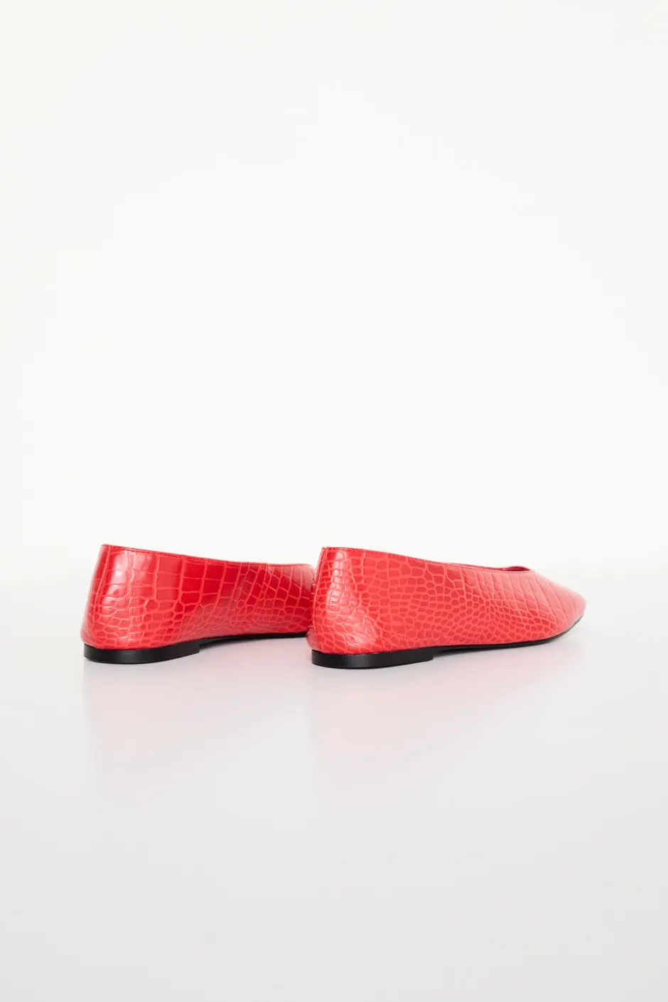 Good American Shoes<CROCODILE BALLET FLATS Grenadine003