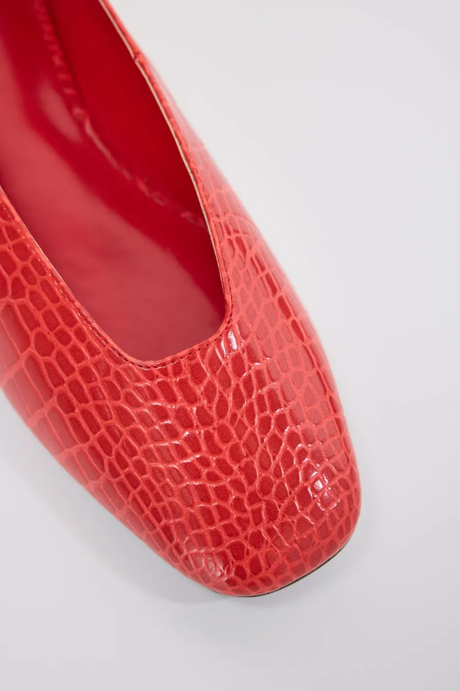 Good American Shoes<CROCODILE BALLET FLATS Grenadine003