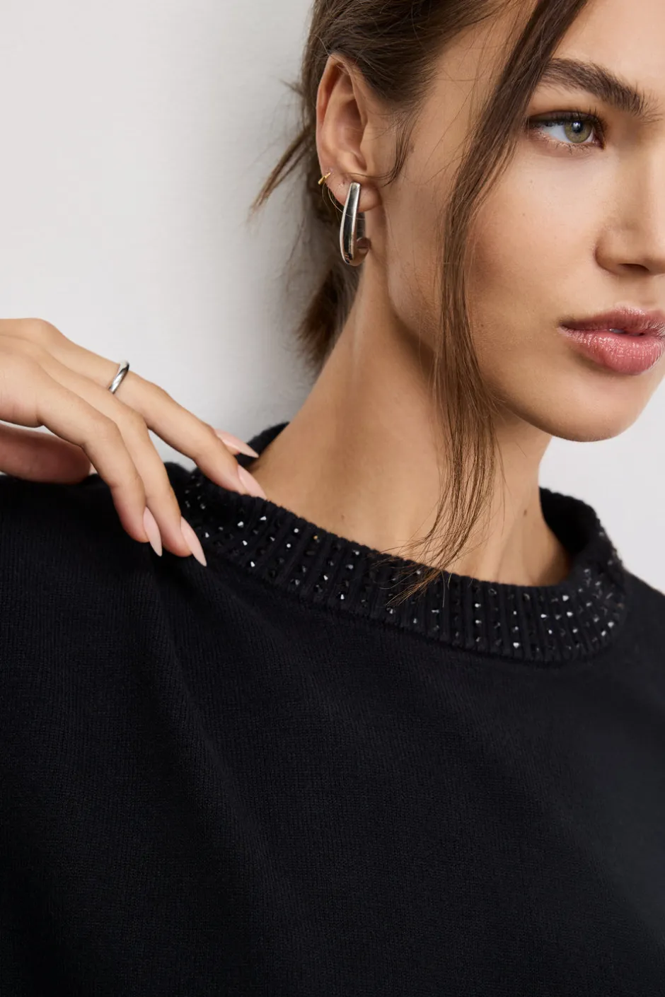 Good American Tops | Sweaters<CRYSTAL CREWNECK SWEATER Black001