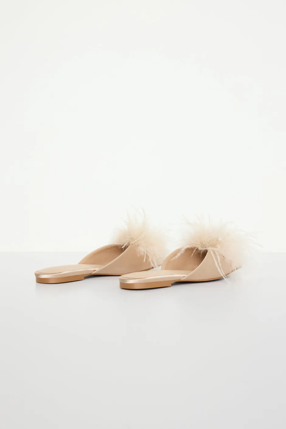 Good American Shoes<FEATHER FLATS Champagne005