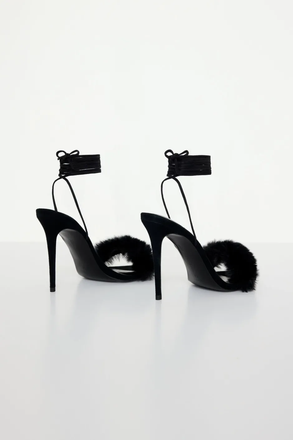Good American Shoes<FUR WRAP HEELS Black001