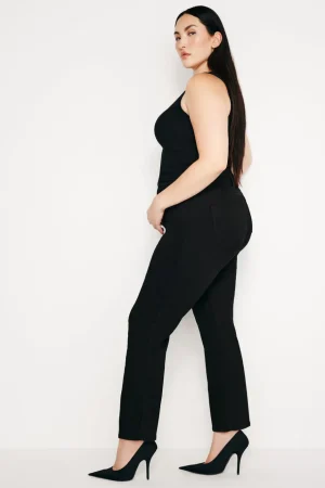 Good American Straight | Long Inseam<GOOD CURVE STRAIGHT NEVER FADE JEANS Black001