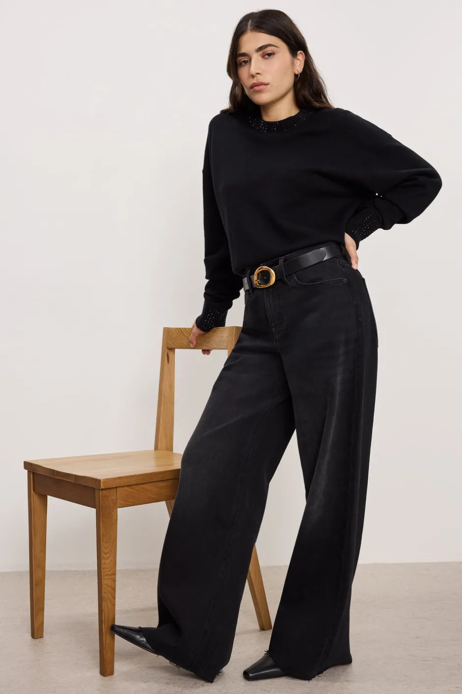 Good American Relaxed | Mid-Rise<GOOD EASE PETITE RELAXED JEANS Black324