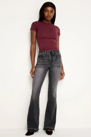 Good American Bootcut & Flare | Mid-Rise<GOOD LEGS FLARE JEANS Black338