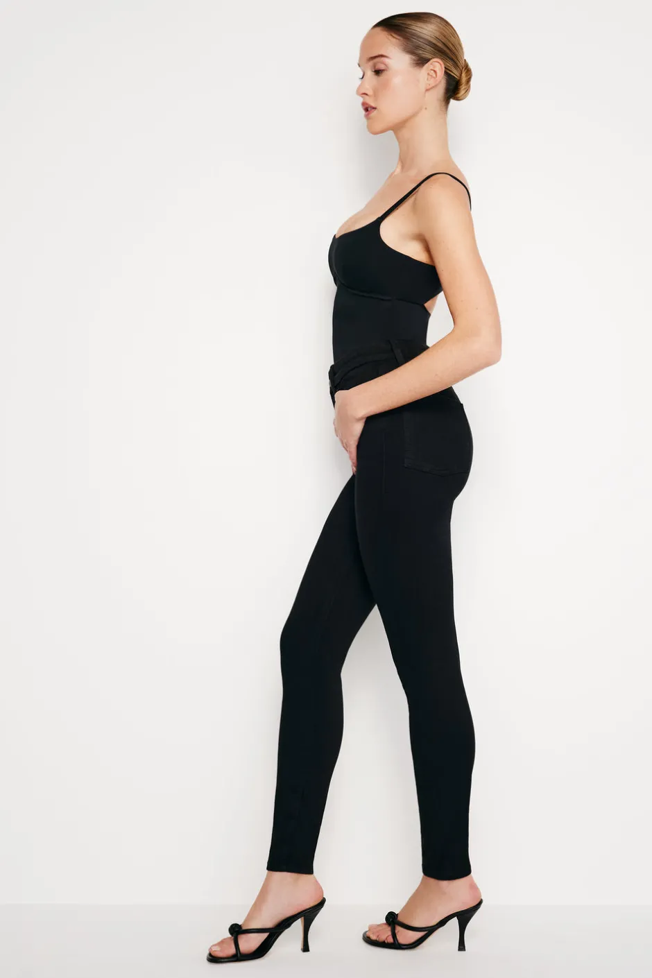Good American Skinny<GOOD LEGS SKINNY JEANS Black001