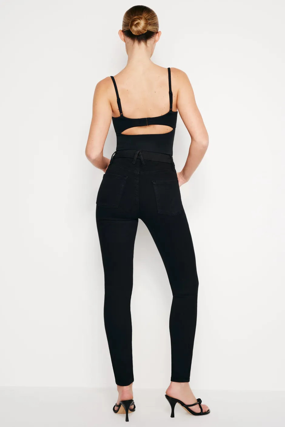 Good American Skinny<GOOD LEGS SKINNY JEANS Black001