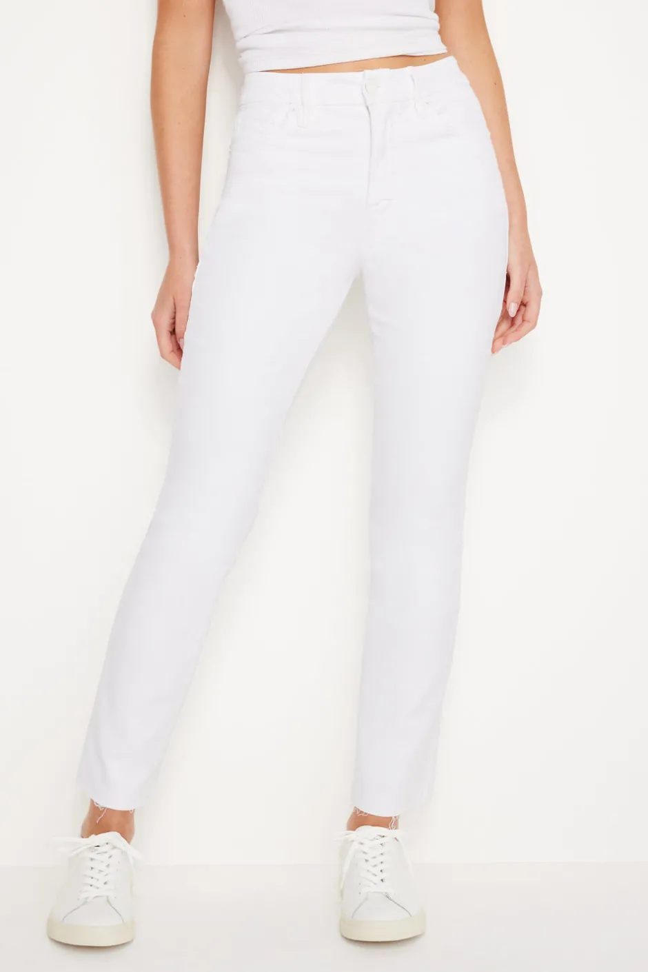 Good American Straight<GOOD LEGS STRAIGHT JEANS White037