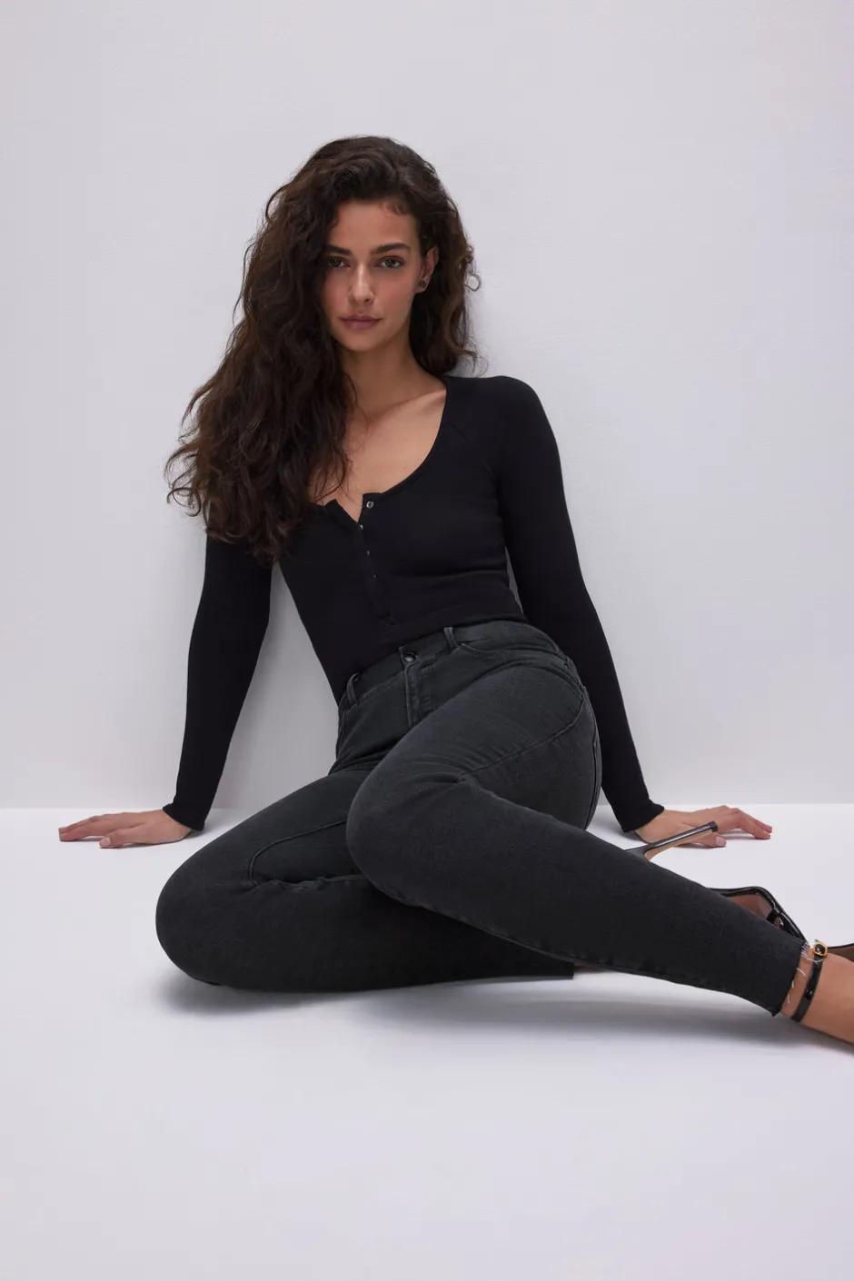 Good American Skinny | Mid-Rise<GOOD LEGS SKINNY Black184