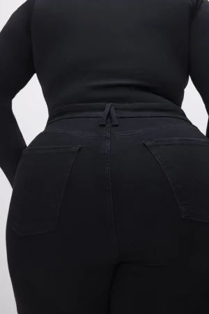 Good American Bootcut & Flare | High-Rise<POWER STRETCH PULL-ON FLARE JEANS Black001