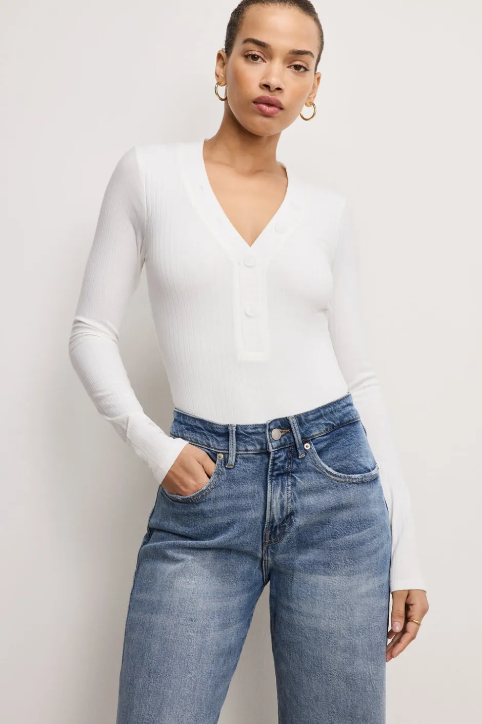 Good American Tops | Bodysuits<RIBBED HENLEY BODYSUIT Ivory001