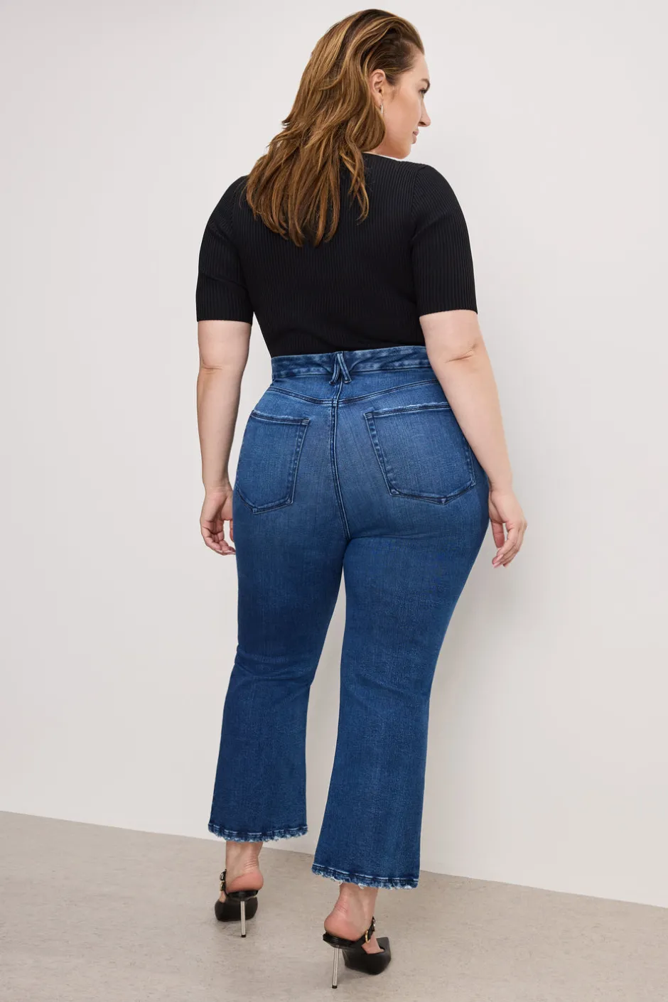 Good American Bootcut & Flare | Cropped Denim<SOFT-TECH GOOD LEGS CROPPED MINI BOOT JEANS Indigo891