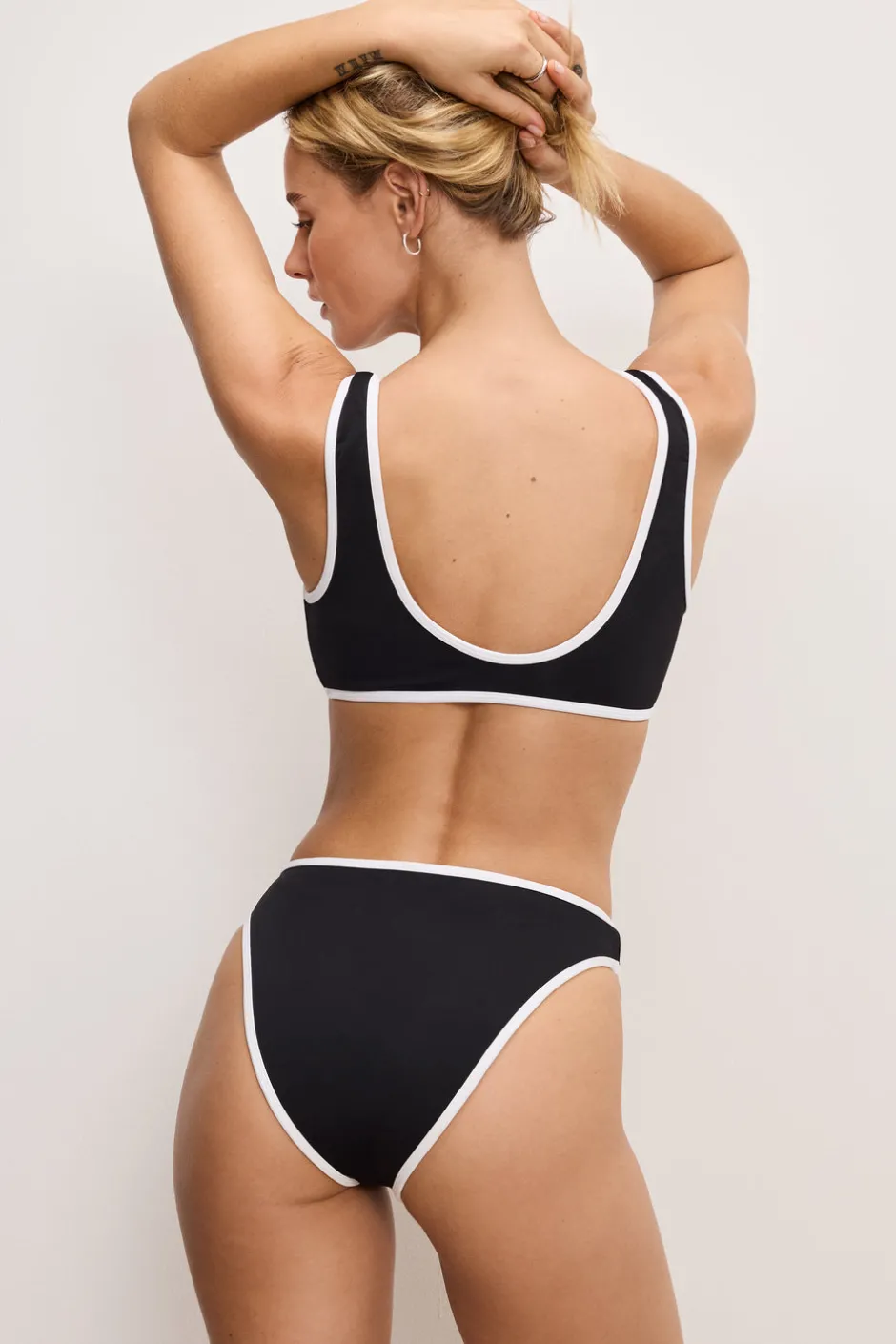 Good American Swim<VARSITY SWIM TOP Black001