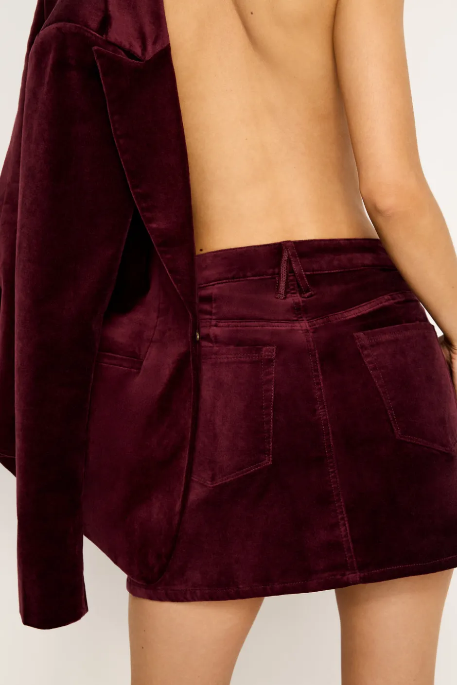 Good American Shorts & Skirts<VELVET MINI SKIRT Oxblood002